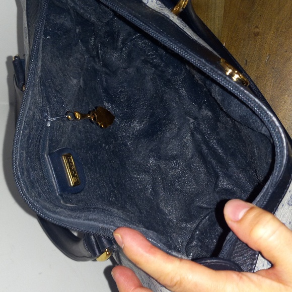 Authentic Vintage Gucci GG Monogram Micro Guccissima Boston Doctor Shoulder Bag - Picture 8 of 11